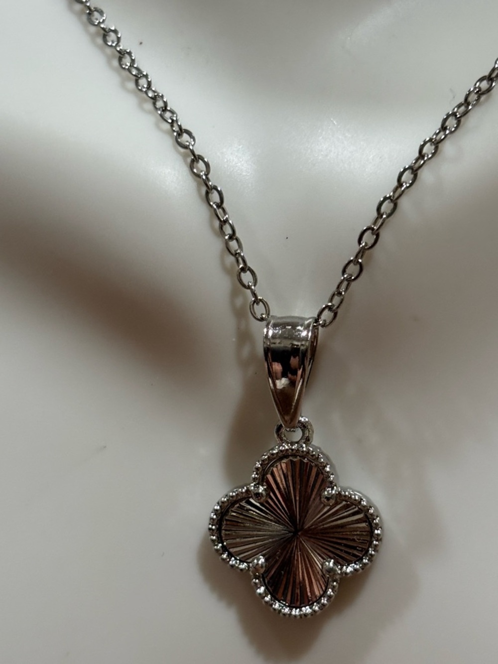 Sterling Silver Clover Pendant Necklace